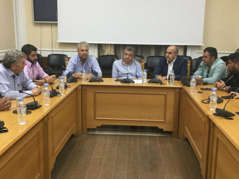 Ο Περιφερειάρχης Κρήτης για το πρόβλημα με τις άδειες οδήγησης