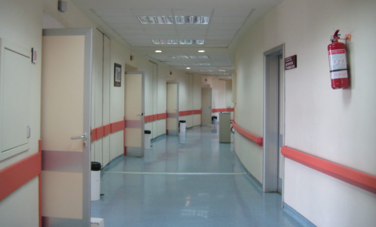 Μεσολόγγι: Γιατρός υπεξαίρεσε νοσοκομειακό υλικό