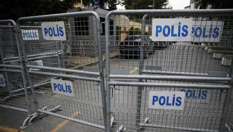 Υπόθεση Κασόγκι: Οι τουρκικές αρχές ψάχνουν λείψανα με DNA – Αντιδράσεις κατά της Σ. Αραβίας (video)