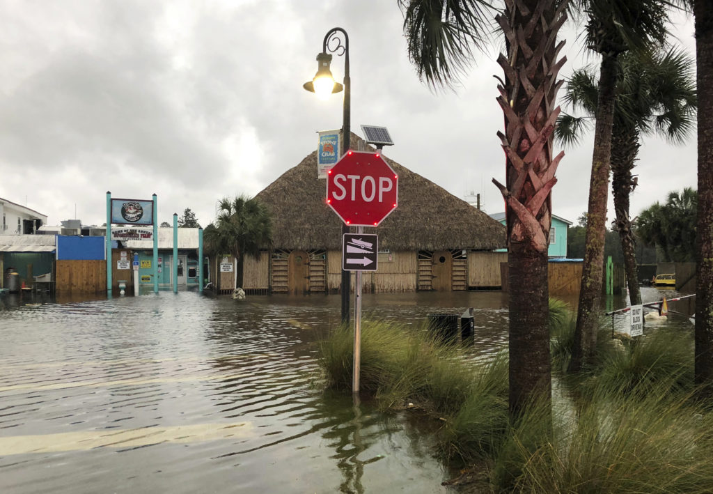Στο έλεος του τυφώνα Μάικλ η Φλόριντα