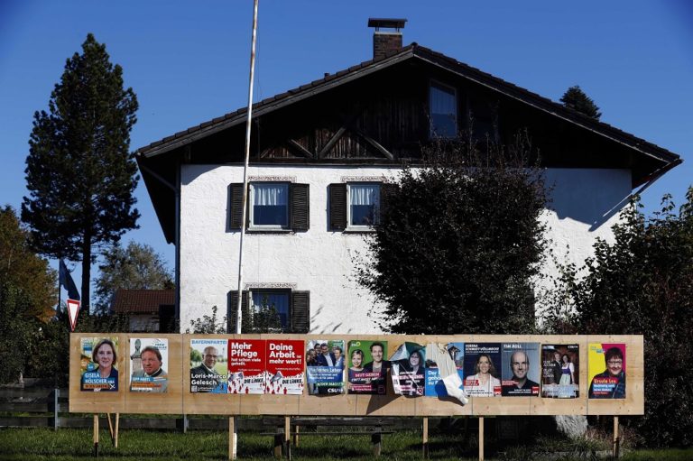 Βαυαρία: Αυξημένη η συμμετοχή των ψηφοφόρων στις κρίσιμες εκλογές