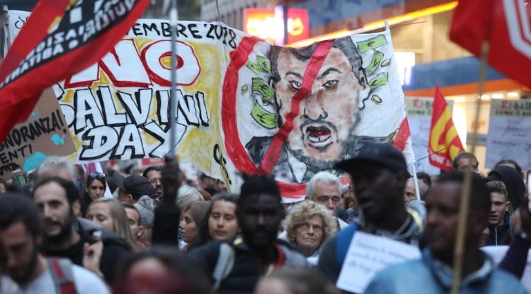Ιταλία: Οργή για την απόφαση Σαλβίνι να απομακρύνει τους μετανάστες από το Ριάτσε