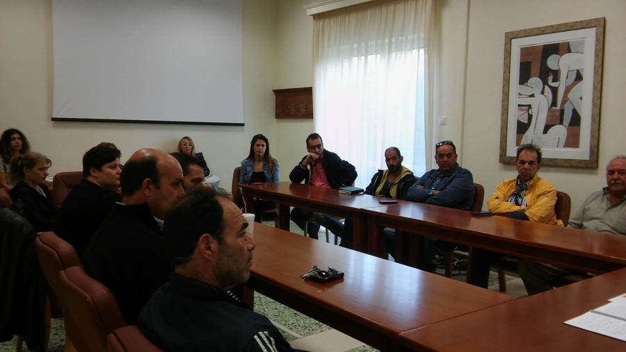 Χανιά: Συνάντηση Βάμβουκα με καταστηματάρχες της Χάληδων