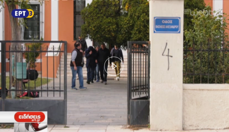 Προφυλακιστέοι συνοριοφύλακες για διακίνηση μεταναστών (video)