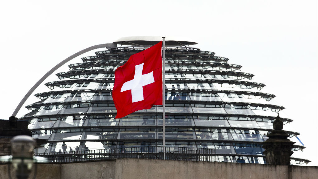 Ελβετία: Το τραπεζικό απόρρητο οδεύει στο τέλος του