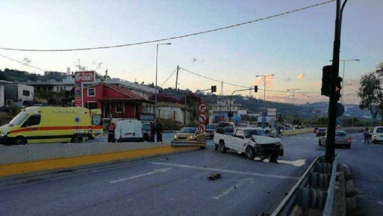 Τροχαίο με δύο τραυματίες
