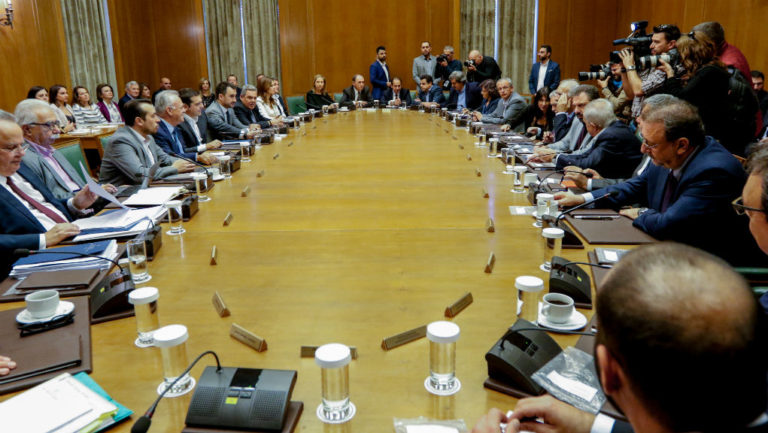 Η αύξηση του κατώτατου μισθού στη συνεδρίαση του υπουργικού συμβουλίου