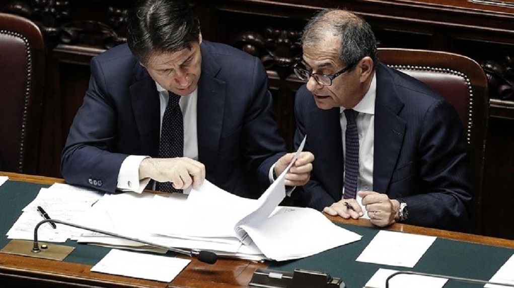 Ιταλία: «Οι Βρυξέλλες έτοιμες να απορρίψουν και πάλι τον προϋπολογισμό»