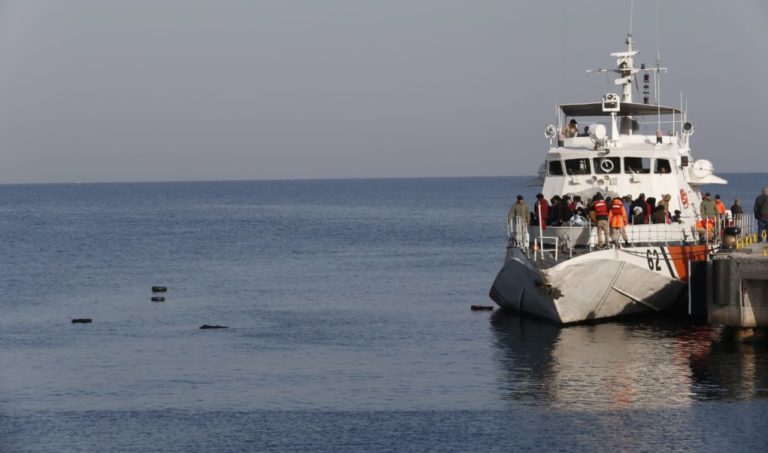 Πέντε μετανάστες νεκροί σε ναυάγιο πλεούμενου ανοιχτά της Σμύρνης