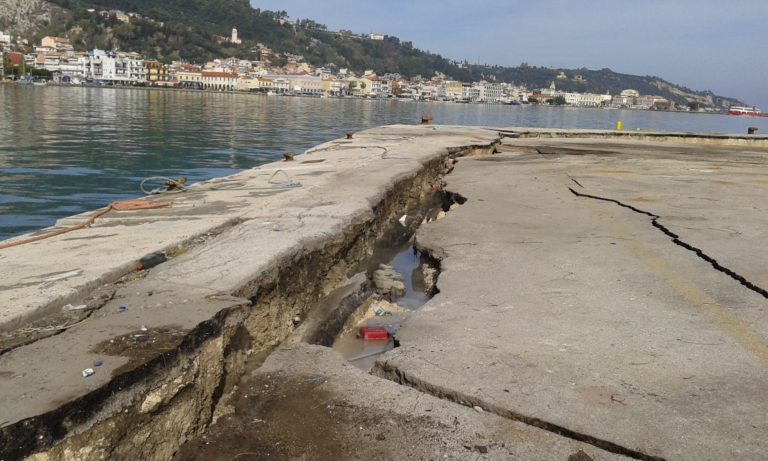 Σε εξέλιξη διυπουργική σύσκεψη για τους σεισμούς στη Ζάκυνθο