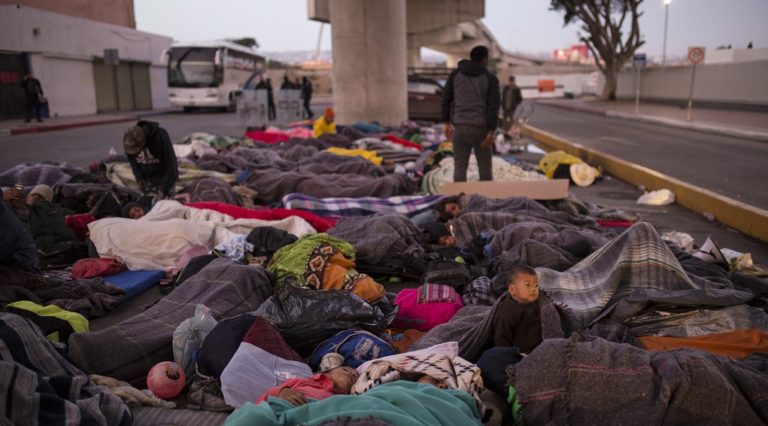 Στο Μεξικό το καραβάνι των μεταναστών – Ζητείται συμφωνία με ΗΠΑ