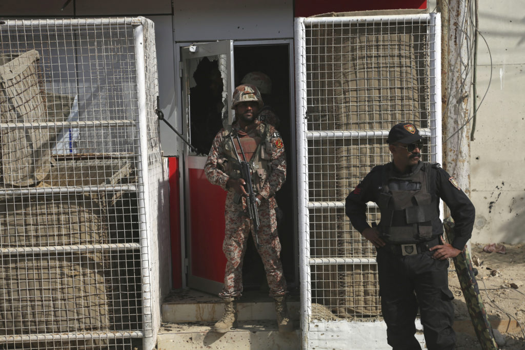 Πακιστάν: Επίθεση ενόπλων στο προξενείο της Κίνας στο Καράτσι