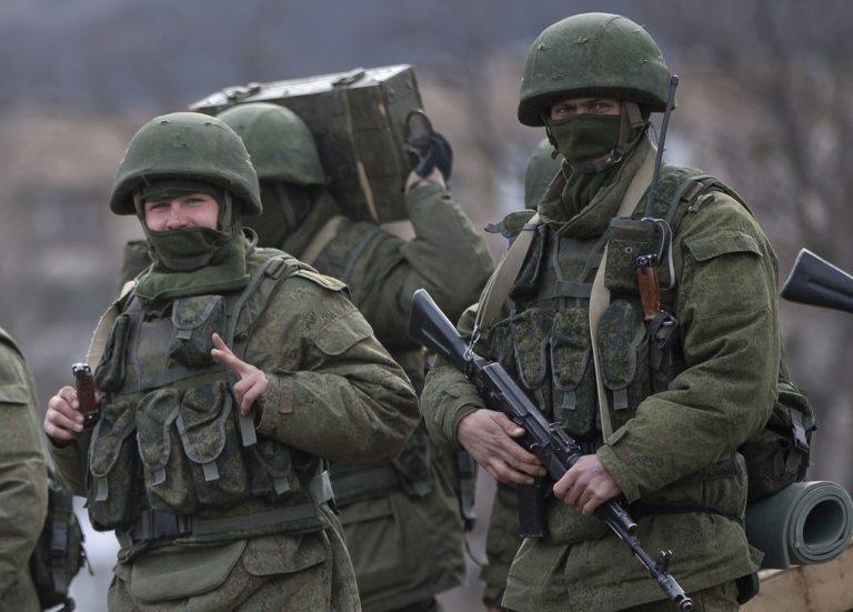 Ρωσικές συστοιχίες S-400 στην Κριμαία- «Απειλή ολοκληρωτικού πολέμου» βλέπει το Κίεβο