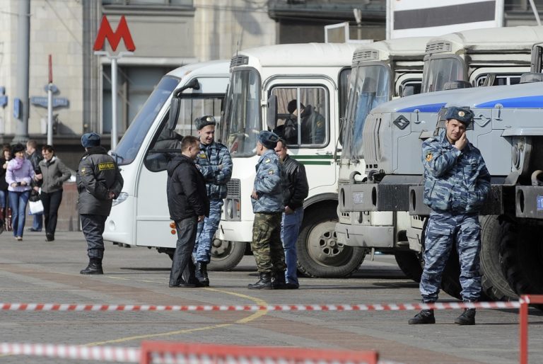 Ρωσία: Εκκενώθηκαν εμπορικά κέντρα και σιδηροδρομικοί σταθμοί λόγω “απειλών για βόμβες”