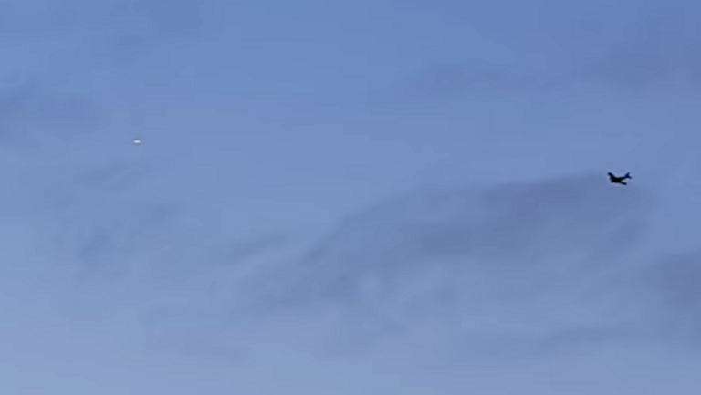 Έρευνα για εμφάνιση UFO μετά από αναφορές Ιρλανδών πιλότων (video)