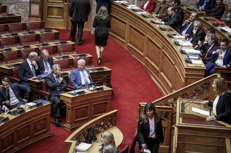 Άρχισε η δίμηνη περίοδος για την αναθεώρηση του Συντάγματος-Διακομμματικό το προεδρείο (video)