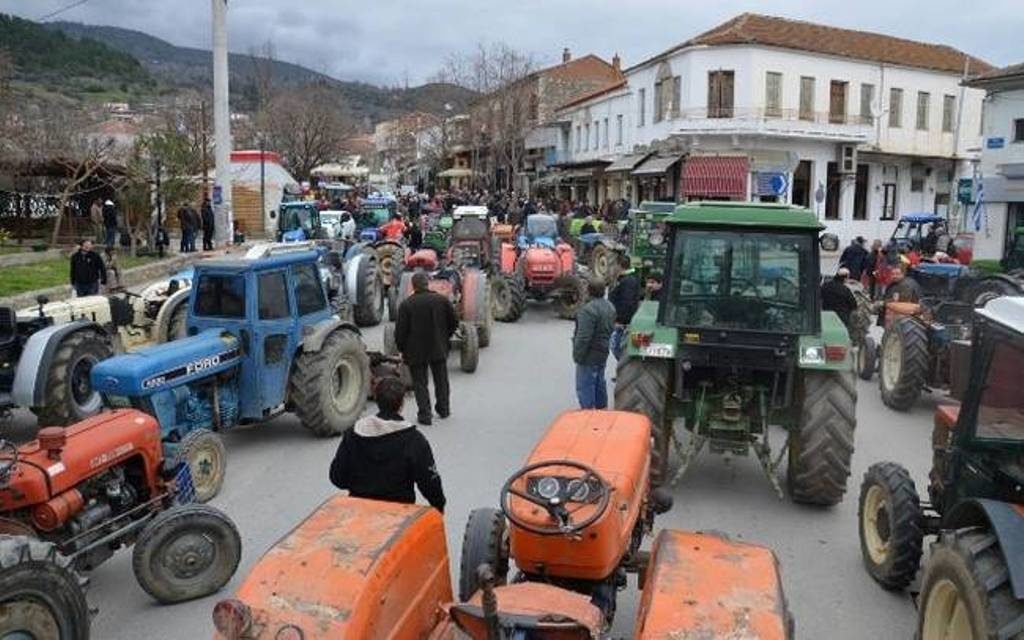 Συλλαλητήριο αγροτών με τρακτέρ στις 26 Απριλίου για αποζημιώσεις σε αμύγδαλα – κεράσια