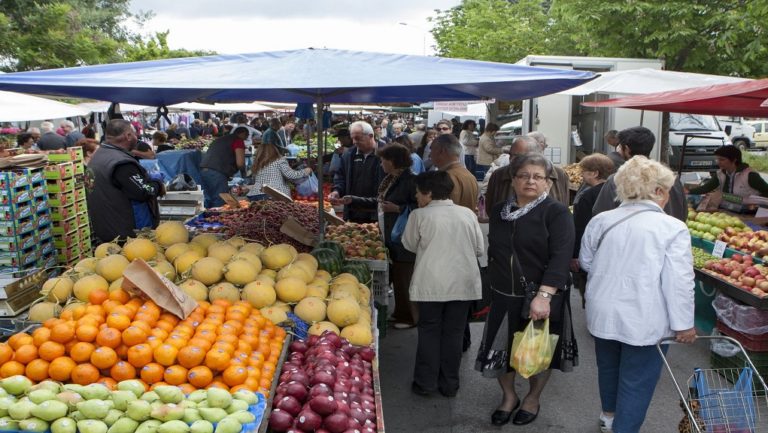 Σε πολύτεκνες οικογένειες τα κουπόνια για δωρεάν αγορές από λαικές αγορές της Θεσσαλονίκης