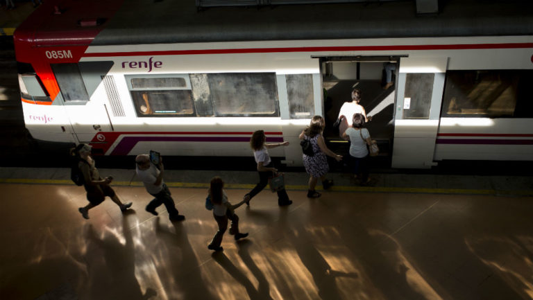Εκκενώνεται ο σιδηροδρομικός σταθμός Ατότσα της Μαδρίτης
