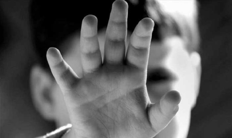 Γ. Νικολαΐδης, ψυχίατρος στο Πρώτο: Στην Ελλάδα, 1 στα 20 παιδιά θα υποστεί πολλαπλές, διαφορετικού τύπου και βαριές μορφές σωματικής βίας (audio)