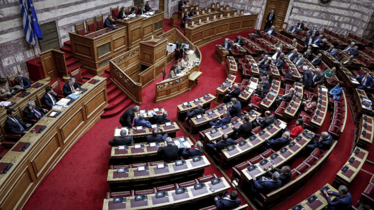 Θέμα Φουρθιώτη ανοίγει η αντιπολίτευση