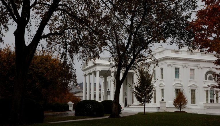 ΗΠΑ: Συνελήφθη άτομο που προσπάθησε να μπει στον Λευκό Οίκο με αυτοκίνητο