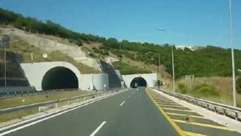 Ηγουμενίτσα: Έκλεισε η Εγνατία Οδός λόγω τροχαίου ατυχήματος στο ύψος της σήραγγας Ελευθεροχωρίου Παραμυθιάς