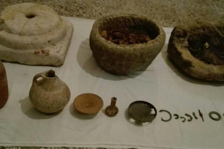 Κοζάνη: Συλλογή αρχαίων  σε σπίτι στα Γρεβενά