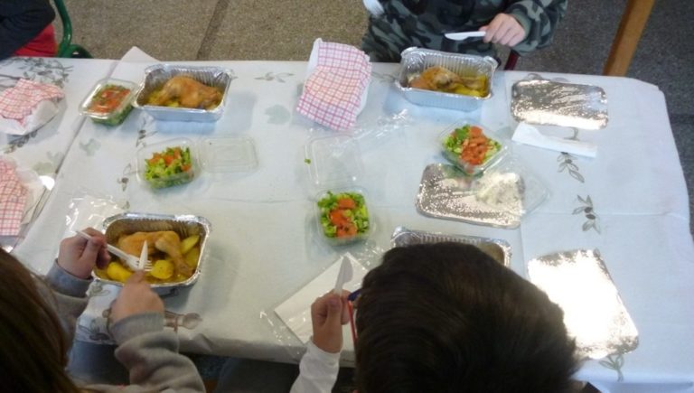 Καβάλα: Καθυστερούν τα σχολικά γεύματα