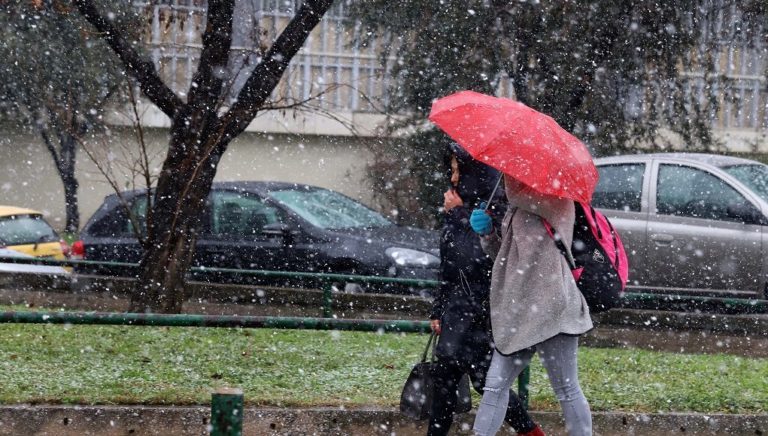 Καβάλα: Κλειστά σχολεία στη Θάσο – «Παγωμένη» η αγορά