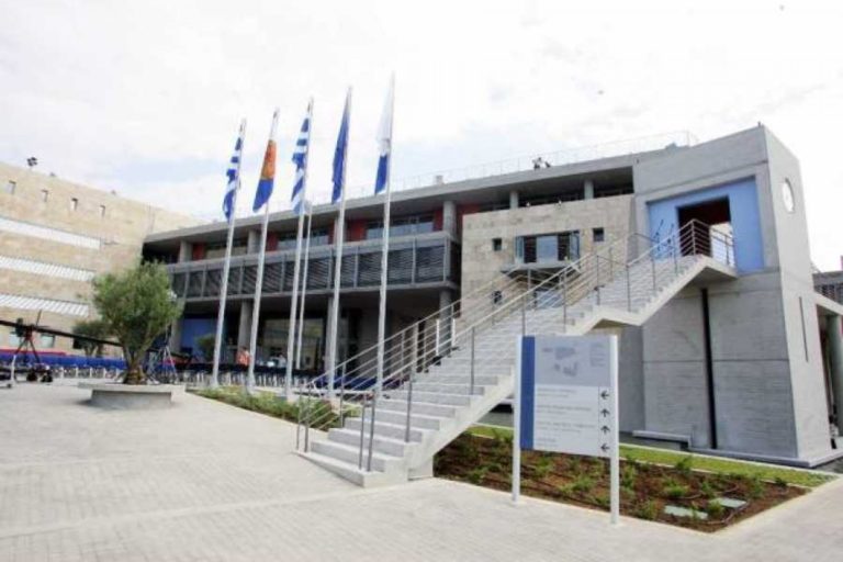Δήμος Θεσσαλονίκης: Υπογραφή σύμβασης για τη συντήρηση δημοτικών κτιρίων