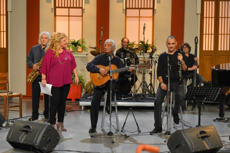ΕΡΤ2: «Η Αυλή των Χρωμάτων» – «Αφιέρωμα στον Κώστα Χατζή»
