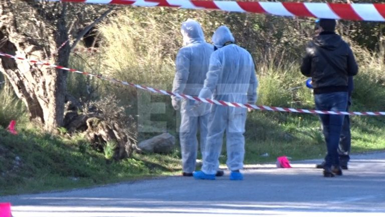 Έρευνες για τη δολοφονία νεαρού μετανάστη στη Μόρια