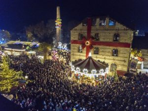 Τρίκαλα: Τα Χριστούγεννα του κόσμου στο Μύλο των Ξωτικών