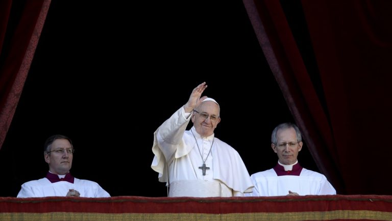 Έκκληση του πάπα Φραγκίσκου για συμφιλίωση και για σεβασμό στις διαφορετικές απόψεις