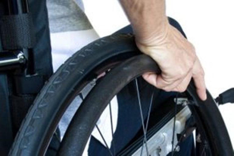Φλώρινα: Τρία αναπηρικά αμαξίδια από τον Σύλλογο ΑΜΕΑ Κοζάνης