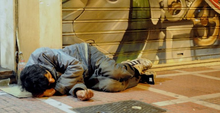 Ανοιχτή όλη την εβδομάδα η Δομή για τους Αστεγους
