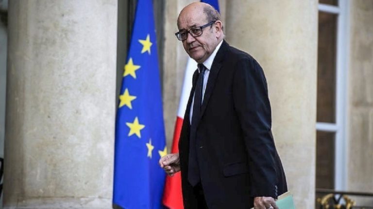 Γαλλία-κίτρινα γιλέκα: Ο υπ. Εξωτερικών καλεί για ένα «νέο κοινωνικό συμβόλαιο»