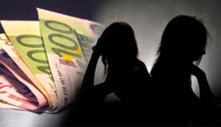 Συνελήφθη μια γυναίκα για μαστρωπεία
