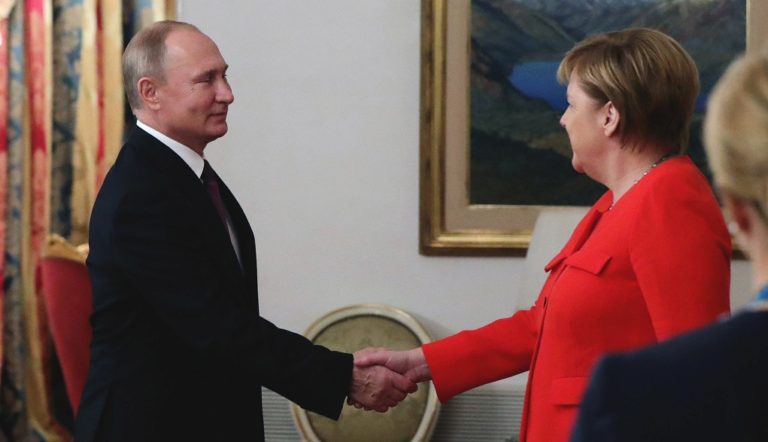 G20: Συμφωνία για μεταρρύθμιση του ΠΟΕ – Η Κριμαία στη συνάντηση Μέρκελ-Πούτιν