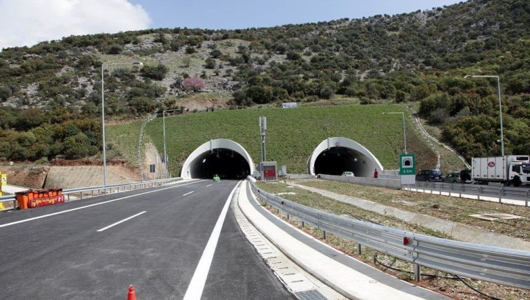 Κλειστές θα παραμείνουν τα μεσάνυχτα της Πέμπτης οι σήραγγες από Λάρισα έως Πλαταμώνα