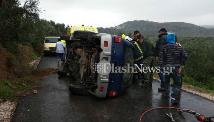 Τροχαίο με ανατροπή αυτοκινήτου στον Αποκόρωνα