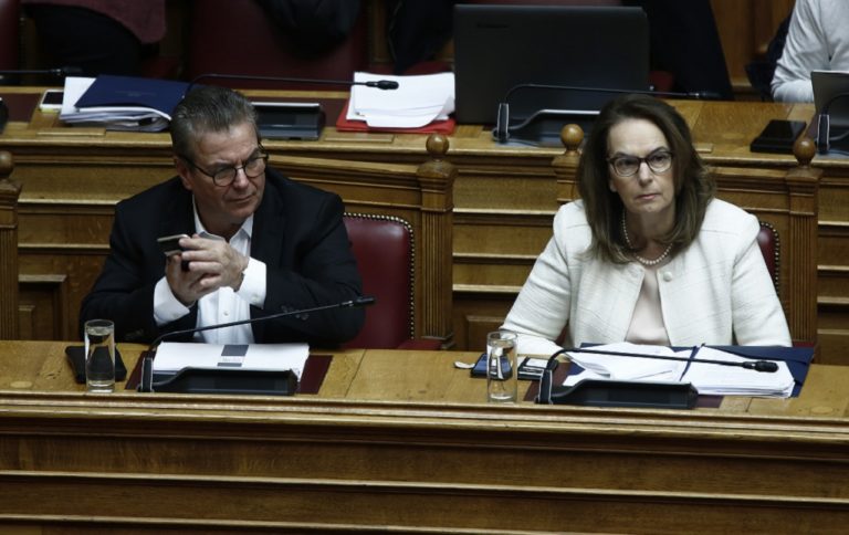 Βουλή: Σήμερα ψηφίζεται η κατάργηση των διατάξεων για μείωση των συντάξεων 