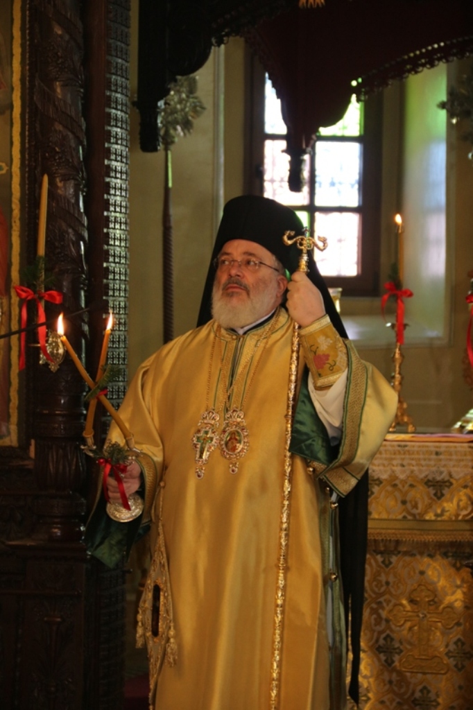 Μητροπολίτης Δαμασκηνός: Χριστούγεννα σημαίνει να ζεις με ελπίδα, αγάπη, αλληλεγγύη, εξωστρέφεια