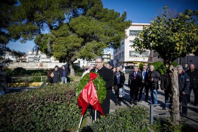 Τα Ελληνικά Αμυντικά Συστήματα επισκέφθηκε ο Δ. Κουτσούμπας