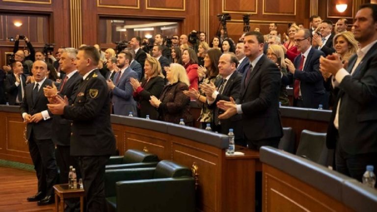 Κόσοβο:  Υπέρ της δημιουργίας στρατού το κοινοβούλιο