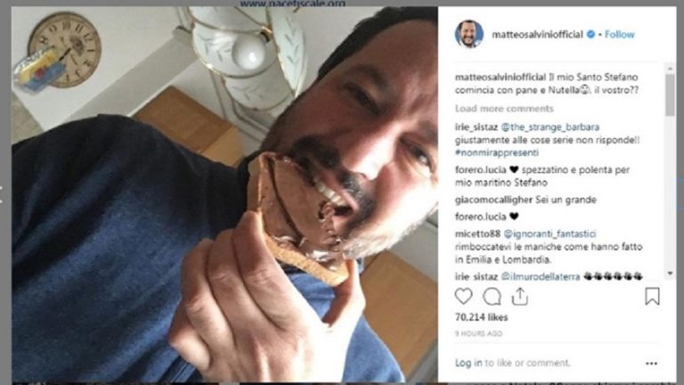 Αντιδράσεις κατά Σαλβίνι για φωτογραφία στο Instagram όπου τρώει πρωινό