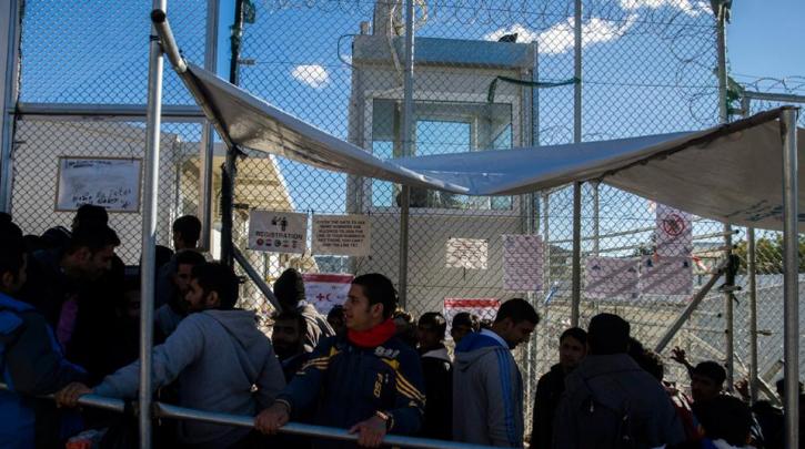 Καλούν τα σωματεία  να συμβάλλουν με κάθε τρόπο στην πλήρη επιτυχία της απεργίας