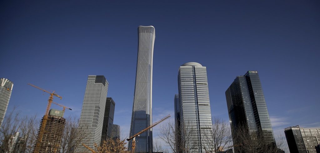 Νεκρός και τραυματίας από διπλή έκρηξη σε ουρανοξύστη  στην Κίνα