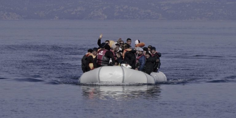 Τουρκία: Πολύνεκρο ναυάγιο με μετανάστες στο Αϊβαλί